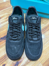 Load image into Gallery viewer, Nike Air Force 1 Low Tiffany &amp; Co. 1837