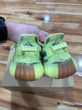 Load image into Gallery viewer, adidas Yeezy Boost 350 V2 Semi Frozen Yellow