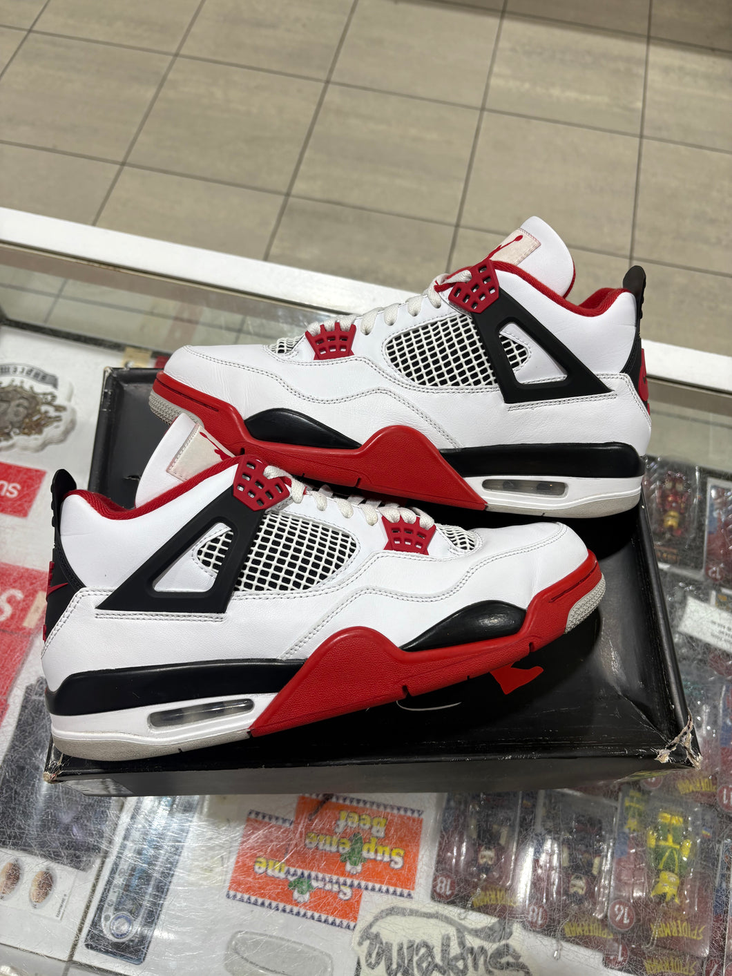 Jordan 4 Retro Fire Red (2020)