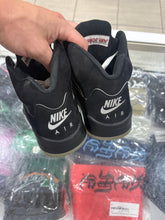 Load image into Gallery viewer, Jordan 5 Retro OG Black Metallic Reimagined