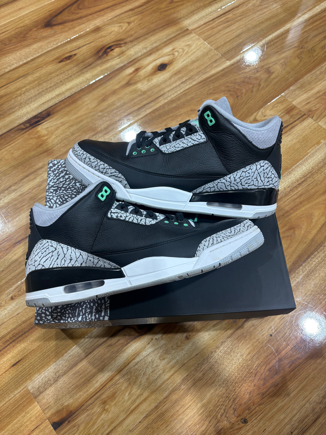 Jordan 3 Retro Green Glow