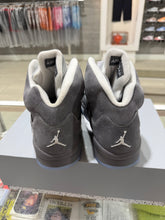 Load image into Gallery viewer, Jordan 5 Retro Wolf Grey (2026)