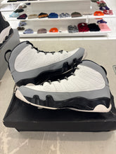 Load image into Gallery viewer, Jordan 9 Retro Barons