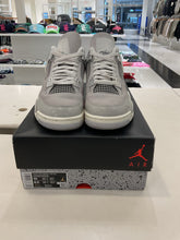 Load image into Gallery viewer, Jordan 4 Retro Frozen Moments (Women's)