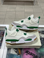 Jordan 4 Retro SB Pine Green