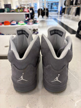 Load image into Gallery viewer, Jordan 5 Retro Wolf Grey (2026)
