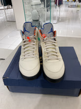 Load image into Gallery viewer, Jordan 5 Retro International Flight