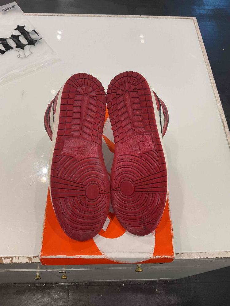 Jordan 1 Retro High OG Chicago Lost and Found