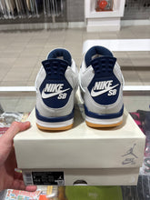 Load image into Gallery viewer, Jordan 4 Retro SB Navy