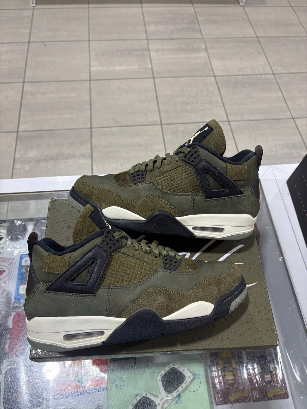 Jordan 4 Retro SE Craft Medium Olive
