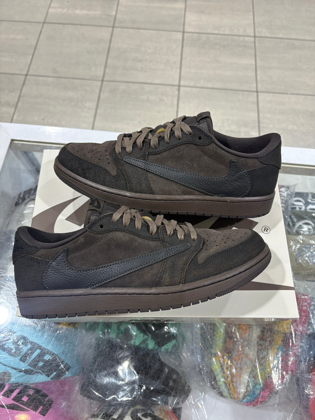 Jordan 1 Retro Low OG SP Travis Scott Velvet Brown