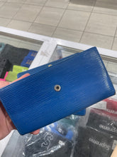 Load image into Gallery viewer, Vintage Louis Vuitton Blue Epi Bi Fold Long Wallet &amp; ID Holder