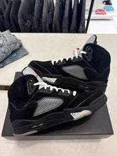 Load image into Gallery viewer, Jordan 5 Retro OG Black Metallic Reimagined