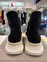 Load image into Gallery viewer, Rick Owens DRKSHDW Abstract High Top Embroidered Pentagram Black