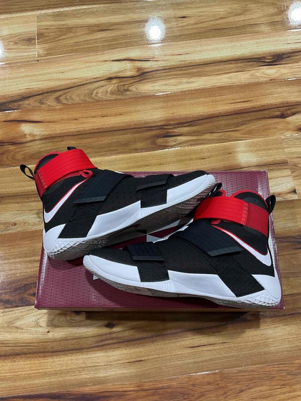 Nike LeBron Zoom Soldier 10 Black Red