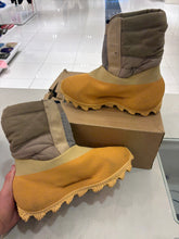 Load image into Gallery viewer, adidas Yeezy Knit RNR Boot Sulfur