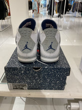 Load image into Gallery viewer, Jordan 4 Retro Midnight Navy
