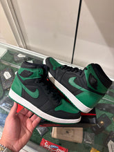 Load image into Gallery viewer, Jordan 1 Retro High Pine Green Black