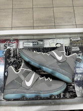 Load image into Gallery viewer, Nike LeBron 14 MAG