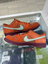 Load image into Gallery viewer, Nike SB Dunk Low Mystic Red Rosewood