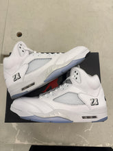 Load image into Gallery viewer, Jordan 5 Retro White Metallic (2026)