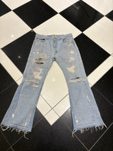 Load image into Gallery viewer, Gallery Dept. Flare Jeans Light Blue
