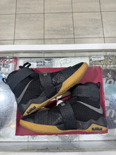 Load image into Gallery viewer, Nike LeBron Zoom Soldier 10 Black Gum