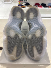 Load image into Gallery viewer, Jordan 11 Retro Cool Grey (2021)