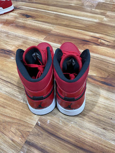 Jordan 1 Mid Gym Red Black Patent