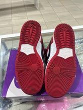Load image into Gallery viewer, Nike SB Dunk Low Pro J-Pack Chicago