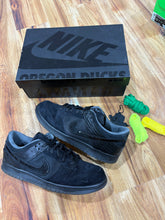 Load image into Gallery viewer, Nike Dunk Low Ducks of a Feather Black University of Oregon PE