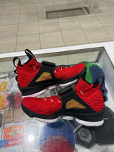 Load image into Gallery viewer, Nike LeBron 15 Red Diamond Turf