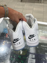 Load image into Gallery viewer, Jordan 5 Retro White Metallic (2026)