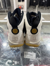 Load image into Gallery viewer, Jordan 9 Retro City of Flight