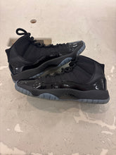 Load image into Gallery viewer, Jordan 11 Retro Gamma Blue (2025) (GS)