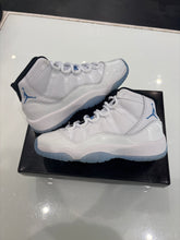 Load image into Gallery viewer, Jordan 11 Retro Legend Blue (2024) (GS)