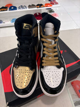 Load image into Gallery viewer, Jordan 1 Retro High Gold Top 3