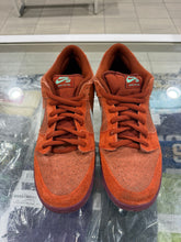 Load image into Gallery viewer, Nike SB Dunk Low Mystic Red Rosewood