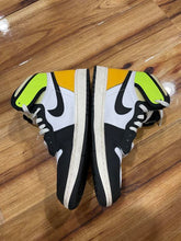 Load image into Gallery viewer, Jordan 1 Retro High White Black Volt University Gold