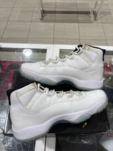 Load image into Gallery viewer, Jordan 11 Retro Legend Blue (2024)