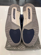 Load image into Gallery viewer, Jordan 3 Retro Georgetown (2021)