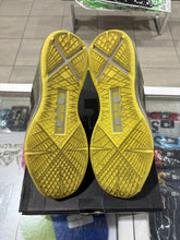 Load image into Gallery viewer, Nike LeBron X Canary