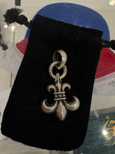 Load image into Gallery viewer, Chrome Hearts Fleur De Lis Pendant