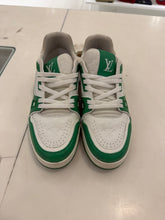 Load image into Gallery viewer, LV Trainer