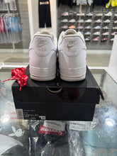 Load image into Gallery viewer, Nike Air Force 1 Low Supreme White
