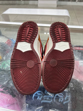 Load image into Gallery viewer, Nike SB Dunk Low Pro Dark Russet Cedar